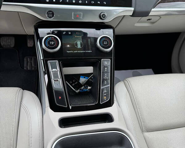 Серый Ягуар I-Pace, объемом двигателя 0 л и пробегом 80 тыс. км за 23900 $, фото 70 на Automoto.ua