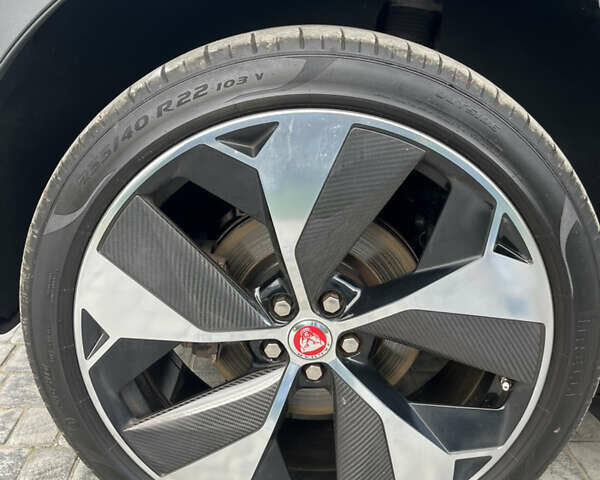 Серый Ягуар I-Pace, объемом двигателя 0 л и пробегом 101 тыс. км за 25300 $, фото 10 на Automoto.ua