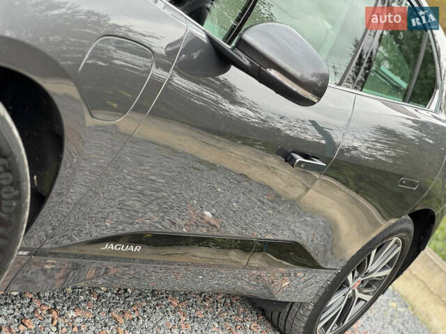 Серый Ягуар I-Pace, объемом двигателя 0 л и пробегом 80 тыс. км за 23900 $, фото 5 на Automoto.ua