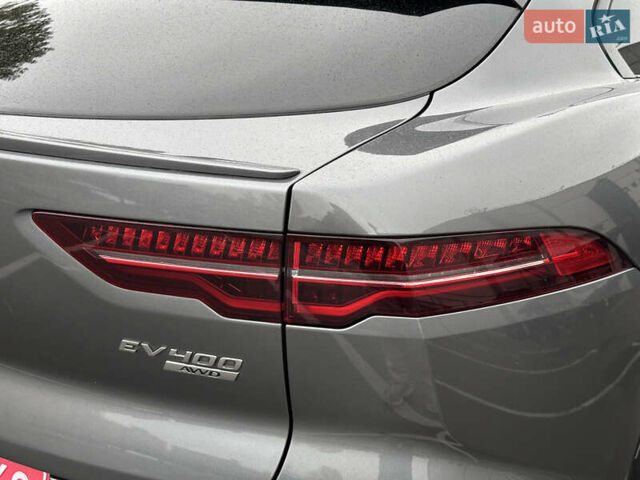 Серый Ягуар I-Pace, объемом двигателя 0 л и пробегом 163 тыс. км за 26500 $, фото 45 на Automoto.ua