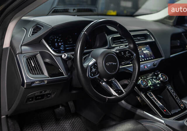 Серый Ягуар I-Pace, объемом двигателя 0 л и пробегом 60 тыс. км за 27500 $, фото 9 на Automoto.ua