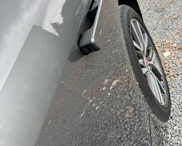 Серый Ягуар I-Pace, объемом двигателя 0 л и пробегом 80 тыс. км за 23900 $, фото 65 на Automoto.ua