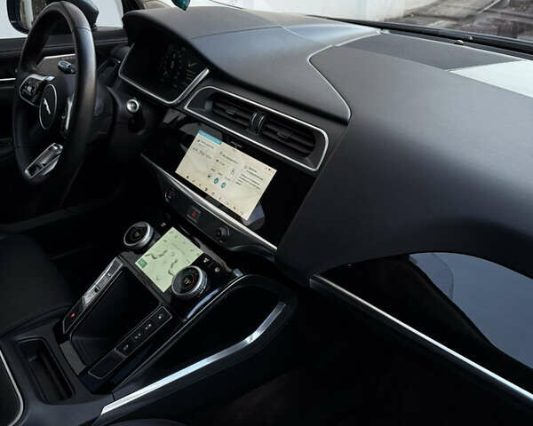 Серый Ягуар I-Pace, объемом двигателя 0 л и пробегом 59 тыс. км за 23850 $, фото 58 на Automoto.ua
