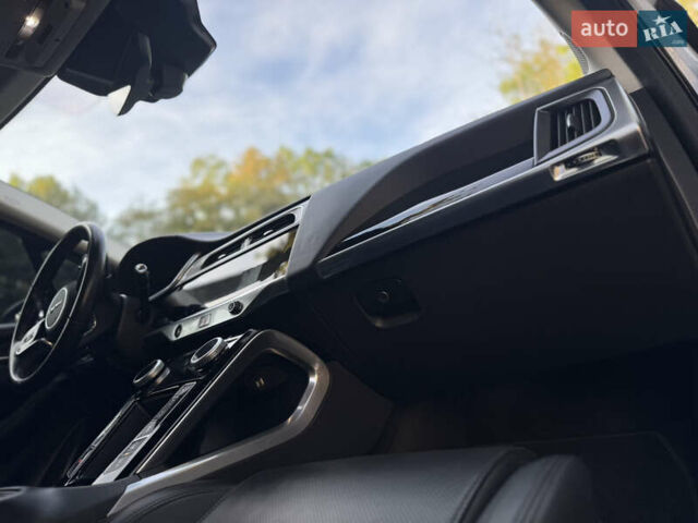 Серый Ягуар I-Pace, объемом двигателя 0 л и пробегом 158 тыс. км за 22950 $, фото 138 на Automoto.ua
