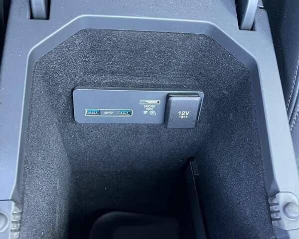 Сірий Ягуар I-Pace, об'ємом двигуна 0 л та пробігом 134 тис. км за 22300 $, фото 54 на Automoto.ua