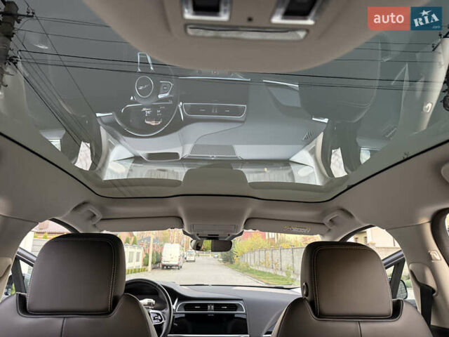 Серый Ягуар I-Pace, объемом двигателя 0 л и пробегом 88 тыс. км за 23200 $, фото 70 на Automoto.ua