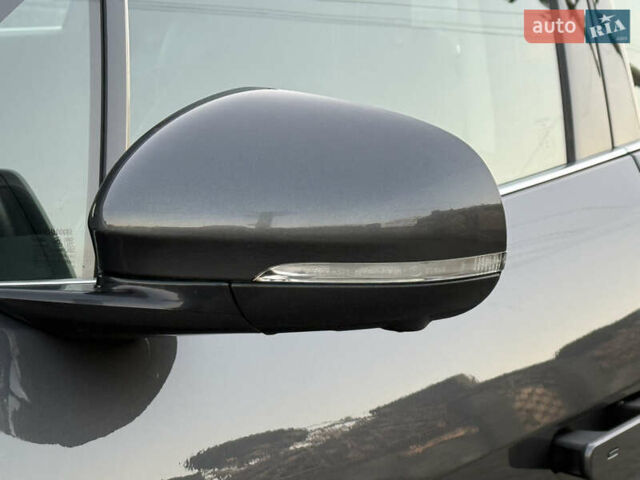 Серый Ягуар I-Pace, объемом двигателя 0 л и пробегом 88 тыс. км за 23200 $, фото 11 на Automoto.ua