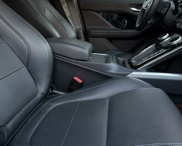 Серый Ягуар I-Pace, объемом двигателя 0 л и пробегом 59 тыс. км за 23850 $, фото 55 на Automoto.ua