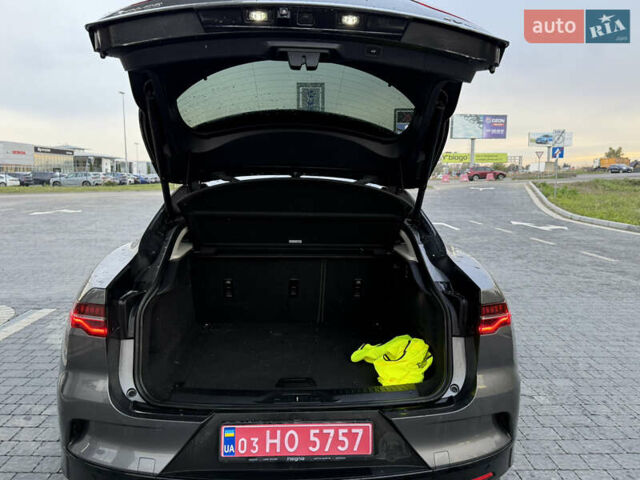 Серый Ягуар I-Pace, объемом двигателя 0 л и пробегом 92 тыс. км за 19999 $, фото 27 на Automoto.ua