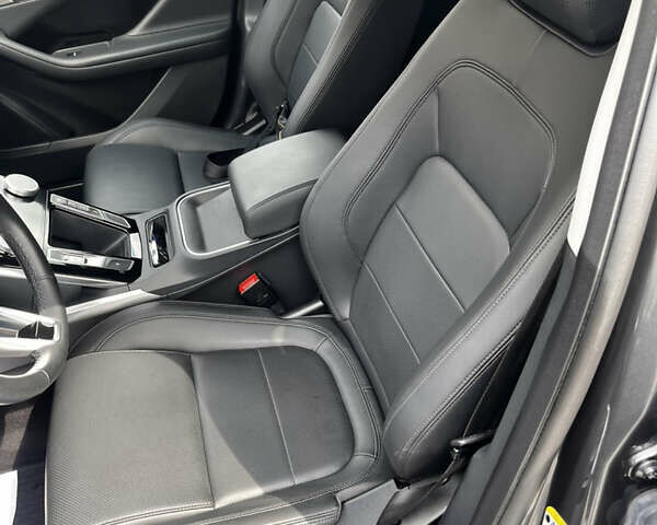 Сірий Ягуар I-Pace, об'ємом двигуна 0 л та пробігом 76 тис. км за 24650 $, фото 43 на Automoto.ua
