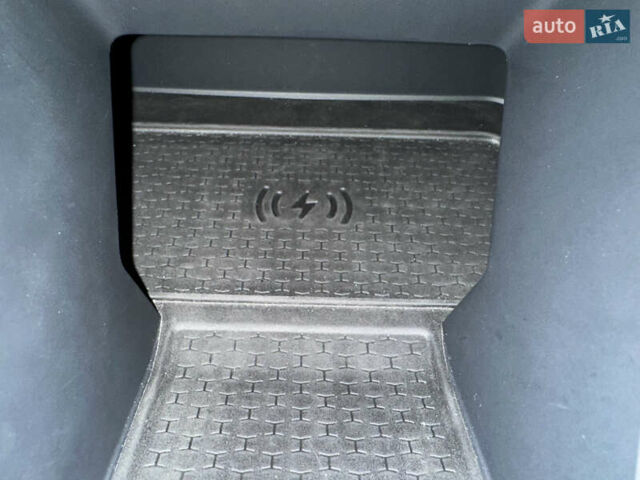 Сірий Ягуар I-Pace, об'ємом двигуна 0 л та пробігом 57 тис. км за 30990 $, фото 34 на Automoto.ua