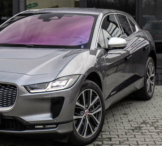 Серый Ягуар I-Pace, объемом двигателя 0 л и пробегом 114 тыс. км за 30900 $, фото 3 на Automoto.ua