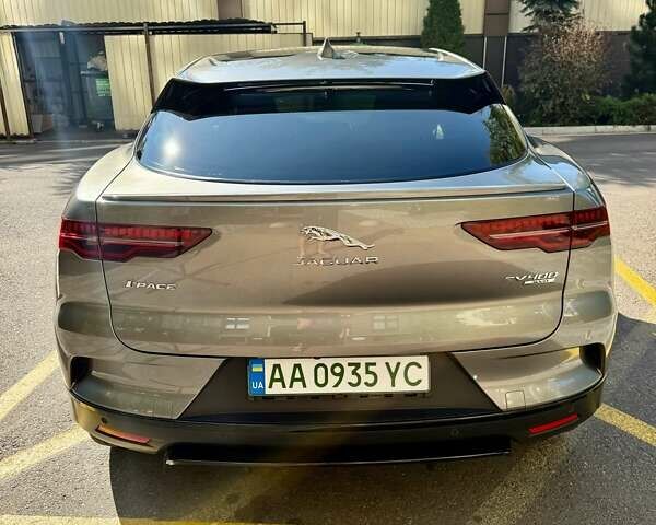 Серый Ягуар I-Pace, объемом двигателя 0 л и пробегом 47 тыс. км за 33900 $, фото 3 на Automoto.ua