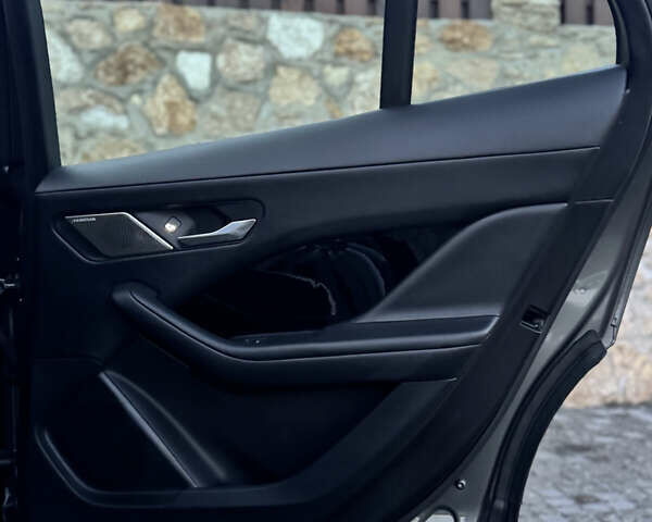 Серый Ягуар I-Pace, объемом двигателя 0 л и пробегом 180 тыс. км за 21900 $, фото 50 на Automoto.ua