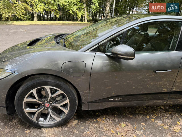 Серый Ягуар I-Pace, объемом двигателя 0 л и пробегом 41 тыс. км за 27000 $, фото 2 на Automoto.ua