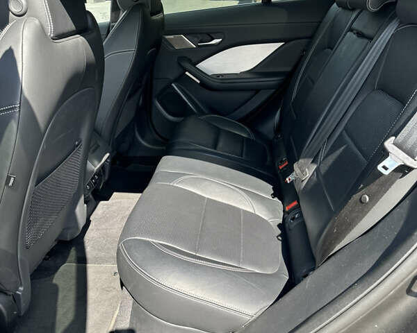 Серый Ягуар I-Pace, объемом двигателя 0 л и пробегом 53 тыс. км за 29000 $, фото 9 на Automoto.ua