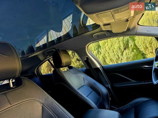 Серый Ягуар I-Pace, объемом двигателя 0 л и пробегом 106 тыс. км за 29900 $, фото 20 на Automoto.ua