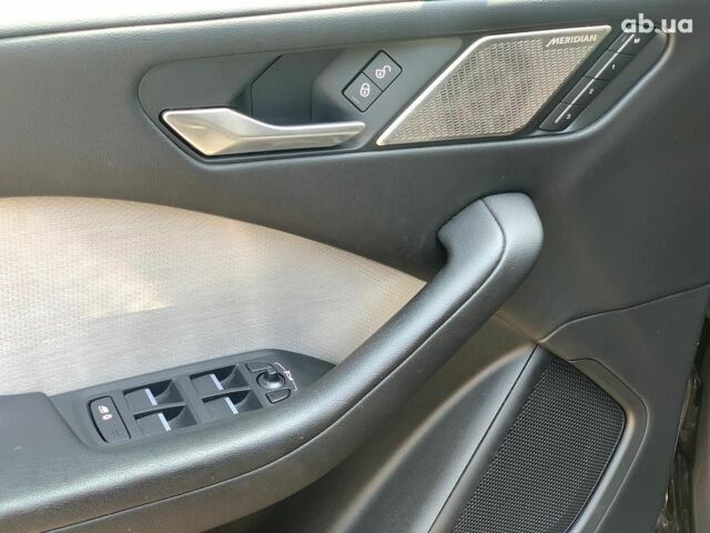 Серый Ягуар I-Pace, объемом двигателя 0 л и пробегом 66 тыс. км за 35690 $, фото 40 на Automoto.ua