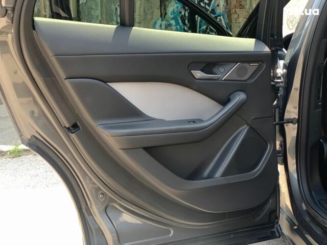 Серый Ягуар I-Pace, объемом двигателя 0 л и пробегом 66 тыс. км за 35690 $, фото 19 на Automoto.ua