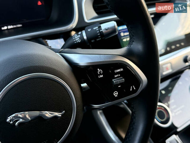 Серый Ягуар I-Pace, объемом двигателя 0 л и пробегом 126 тыс. км за 22800 $, фото 39 на Automoto.ua