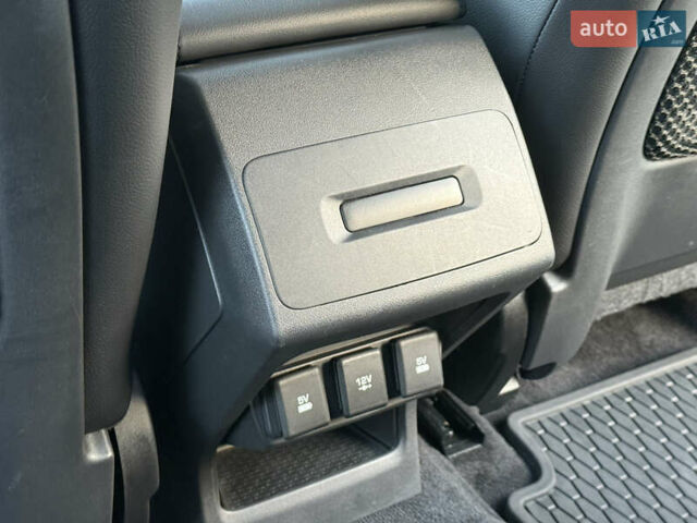 Серый Ягуар I-Pace, объемом двигателя 0 л и пробегом 126 тыс. км за 22800 $, фото 64 на Automoto.ua