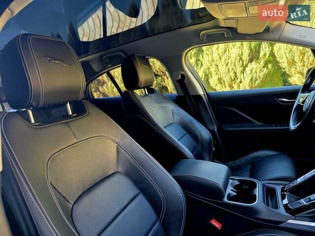 Серый Ягуар I-Pace, объемом двигателя 0 л и пробегом 106 тыс. км за 29900 $, фото 18 на Automoto.ua