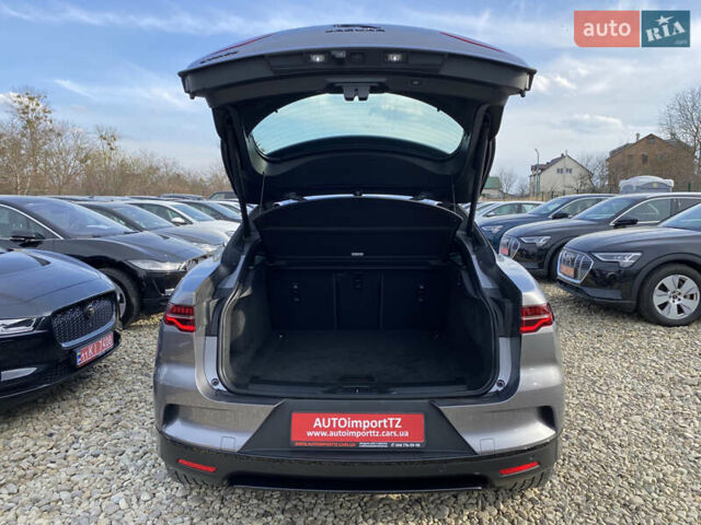 Серый Ягуар I-Pace, объемом двигателя 0 л и пробегом 79 тыс. км за 27900 $, фото 134 на Automoto.ua