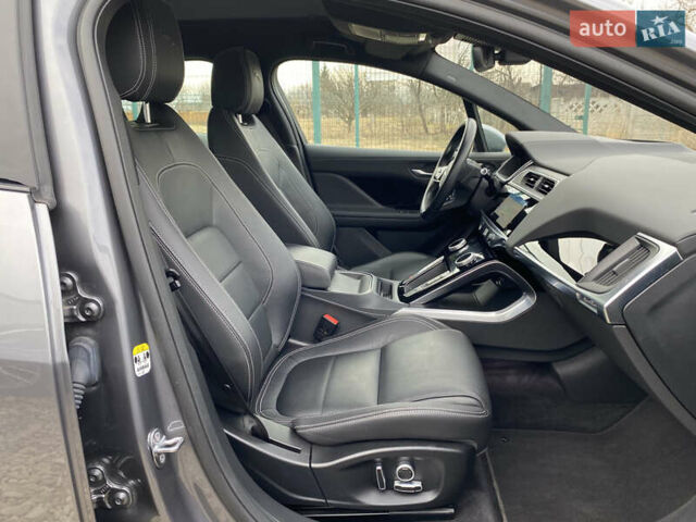 Серый Ягуар I-Pace, объемом двигателя 0 л и пробегом 79 тыс. км за 27900 $, фото 149 на Automoto.ua