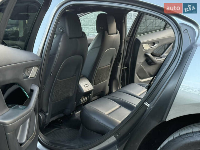 Серый Ягуар I-Pace, объемом двигателя 0 л и пробегом 126 тыс. км за 22800 $, фото 61 на Automoto.ua