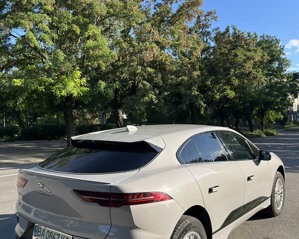 Серый Ягуар I-Pace, объемом двигателя 0 л и пробегом 108 тыс. км за 26000 $, фото 3 на Automoto.ua