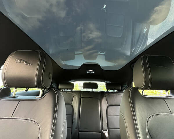 Серый Ягуар I-Pace, объемом двигателя 0 л и пробегом 117 тыс. км за 26300 $, фото 13 на Automoto.ua