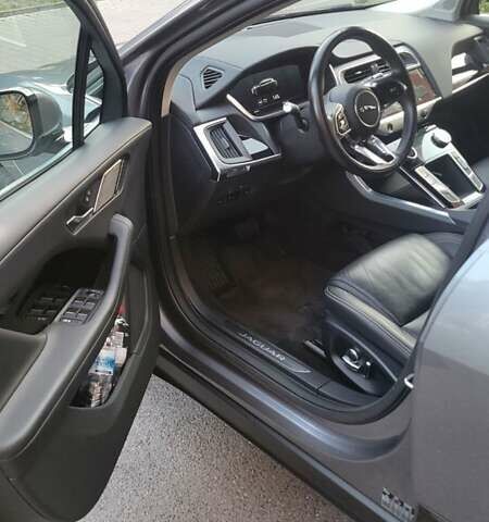 Серый Ягуар I-Pace, объемом двигателя 0 л и пробегом 95 тыс. км за 29500 $, фото 16 на Automoto.ua