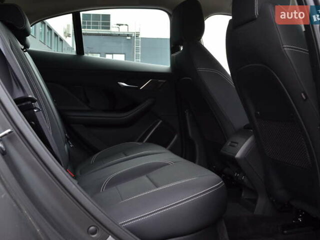 Серый Ягуар I-Pace, объемом двигателя 0 л и пробегом 63 тыс. км за 27272 $, фото 36 на Automoto.ua