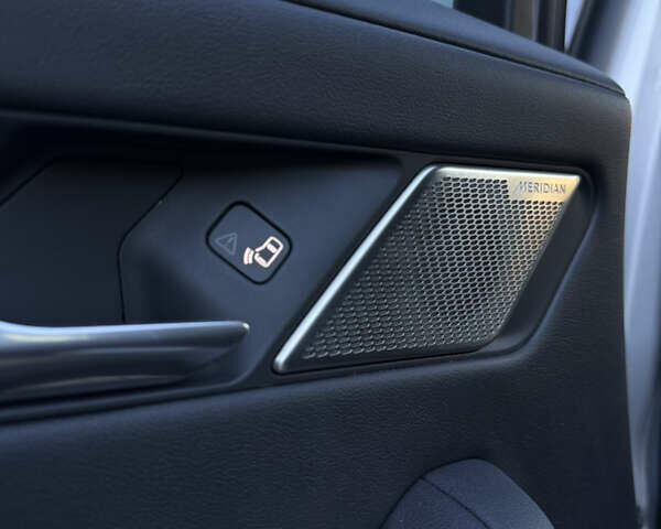 Серый Ягуар I-Pace, объемом двигателя 0 л и пробегом 100 тыс. км за 23000 $, фото 31 на Automoto.ua