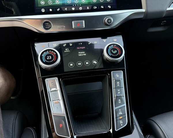 Серый Ягуар I-Pace, объемом двигателя 0 л и пробегом 50 тыс. км за 30900 $, фото 25 на Automoto.ua