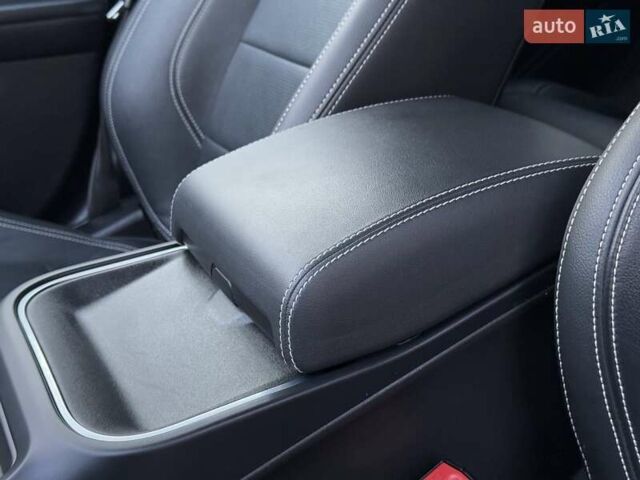 Серый Ягуар I-Pace, объемом двигателя 0 л и пробегом 46 тыс. км за 29999 $, фото 62 на Automoto.ua