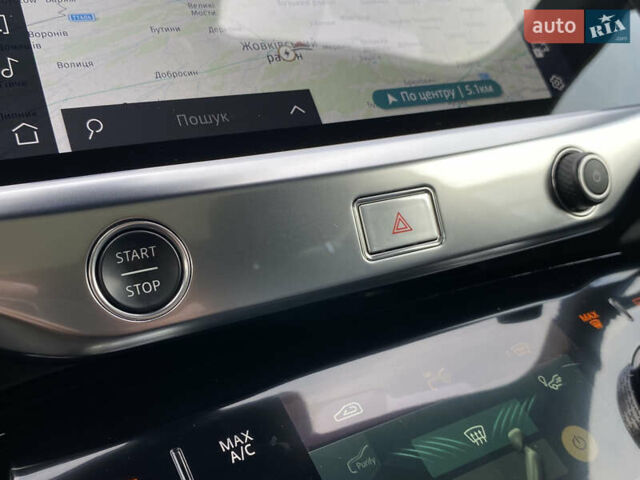 Серый Ягуар I-Pace, объемом двигателя 0 л и пробегом 79 тыс. км за 27900 $, фото 83 на Automoto.ua
