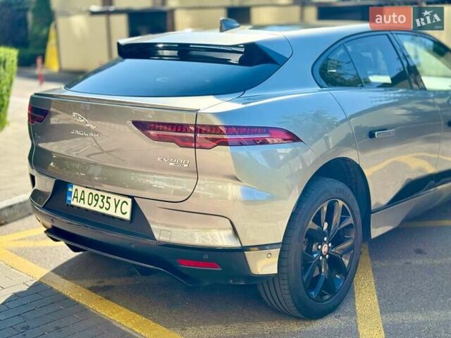 Серый Ягуар I-Pace, объемом двигателя 0 л и пробегом 47 тыс. км за 33900 $, фото 5 на Automoto.ua
