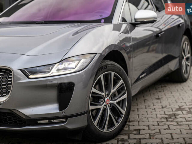 Серый Ягуар I-Pace, объемом двигателя 0 л и пробегом 114 тыс. км за 30900 $, фото 4 на Automoto.ua