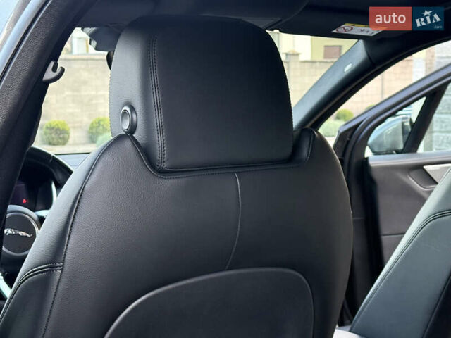 Серый Ягуар I-Pace, объемом двигателя 0 л и пробегом 126 тыс. км за 22800 $, фото 62 на Automoto.ua