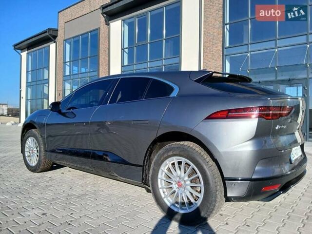 Серый Ягуар I-Pace, объемом двигателя 0 л и пробегом 65 тыс. км за 23900 $, фото 4 на Automoto.ua