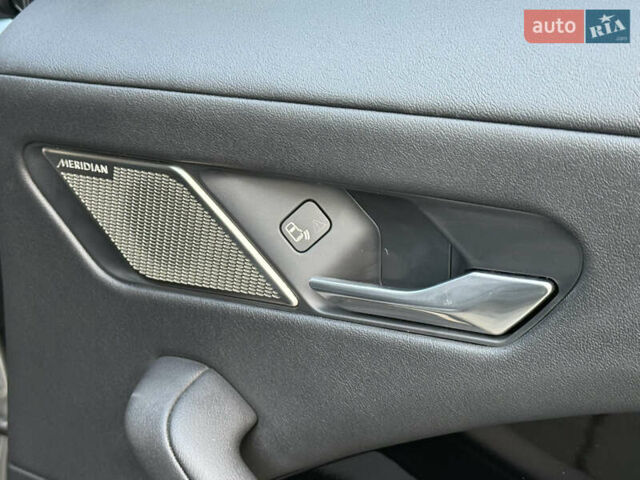 Серый Ягуар I-Pace, объемом двигателя 0 л и пробегом 126 тыс. км за 22800 $, фото 84 на Automoto.ua