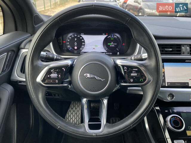 Серый Ягуар I-Pace, объемом двигателя 0 л и пробегом 79 тыс. км за 27900 $, фото 58 на Automoto.ua
