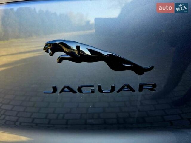 Серый Ягуар I-Pace, объемом двигателя 0 л и пробегом 106 тыс. км за 29900 $, фото 17 на Automoto.ua