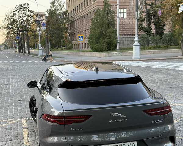 Серый Ягуар I-Pace, объемом двигателя 0 л и пробегом 50 тыс. км за 30900 $, фото 15 на Automoto.ua