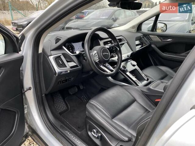 Серый Ягуар I-Pace, объемом двигателя 0 л и пробегом 82 тыс. км за 27800 $, фото 28 на Automoto.ua