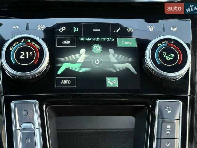 Серый Ягуар I-Pace, объемом двигателя 0 л и пробегом 126 тыс. км за 22800 $, фото 47 на Automoto.ua