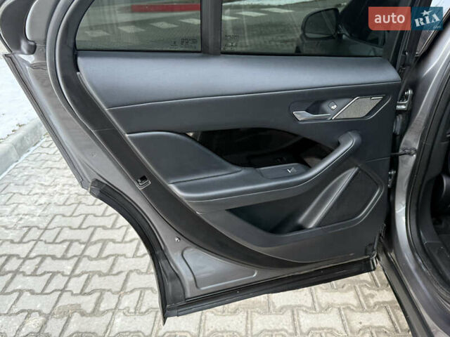 Серый Ягуар I-Pace, объемом двигателя 0 л и пробегом 80 тыс. км за 27700 $, фото 20 на Automoto.ua