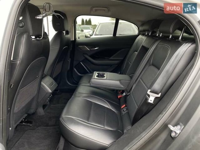 Серый Ягуар I-Pace, объемом двигателя 0 л и пробегом 82 тыс. км за 27800 $, фото 77 на Automoto.ua
