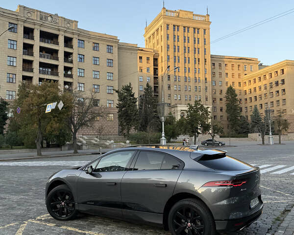 Серый Ягуар I-Pace, объемом двигателя 0 л и пробегом 50 тыс. км за 30900 $, фото 5 на Automoto.ua